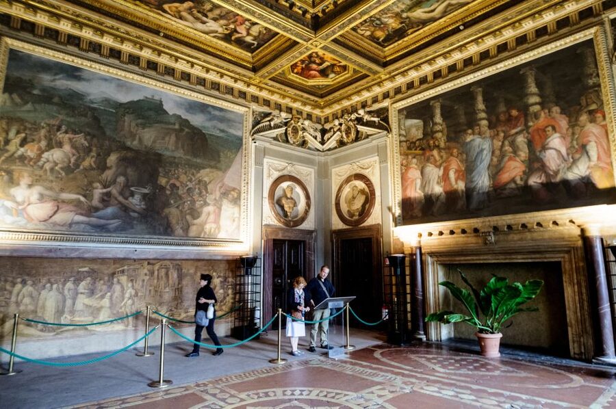 Florence: Palazzo Vecchio Entrance Ticket & Audioguide - Why Palazzo Vecchio matters in Florence