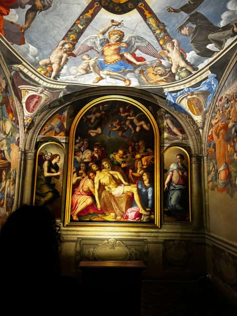 Florence: Palazzo Vecchio Entry Ticket with Audio Guide - Medici apartments and the private side of power