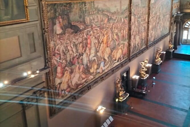 Florence Palazzo Vecchio Priority Entry Ticket with Host - Entering the Salone dei Cinquecento