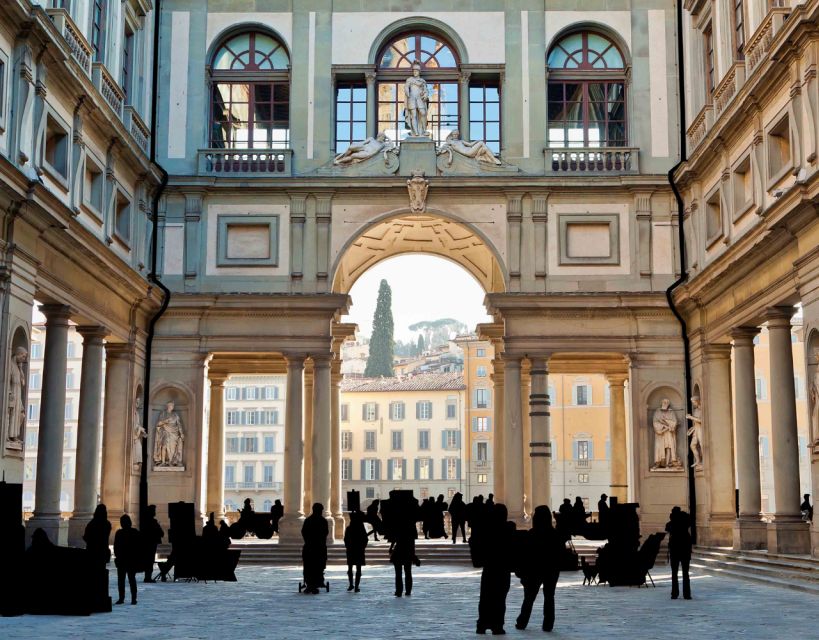 Florence: Uffizi & Accademia Priority Tickets with Audio App - Spending time inside the Uffizi Gallery