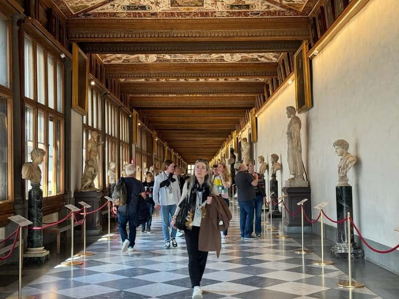 Florence: Uffizi Gallery Timed Entry Ticket & Audio Guide - Entering the Uffizi and finding your route