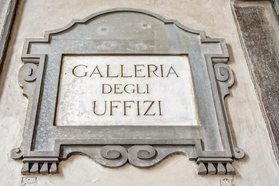 Florence: Uffizi Priority Ticket & Masterpieces Audio App - The Vasari Corridor view after the museum