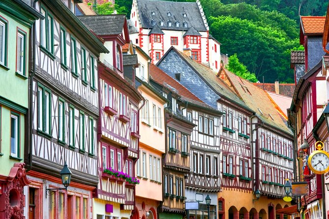 Frankfurt Old Town & Emperors: City Game & Walking Tour - How difficult are the puzzles?