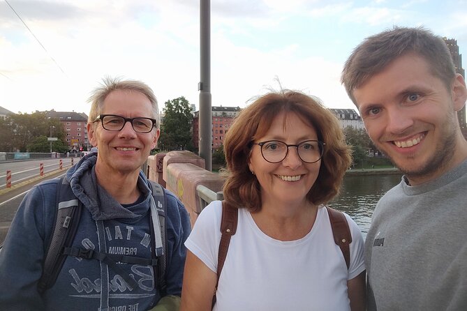 Frankfurt Old Town & Emperors: City Game & Walking Tour - Who will enjoy this Frankfurt experience?