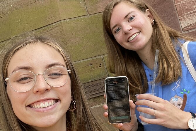 Frankfurt Old Town & Emperors: City Game & Walking Tour - Following 11 clues from Altstadt to Römerberg