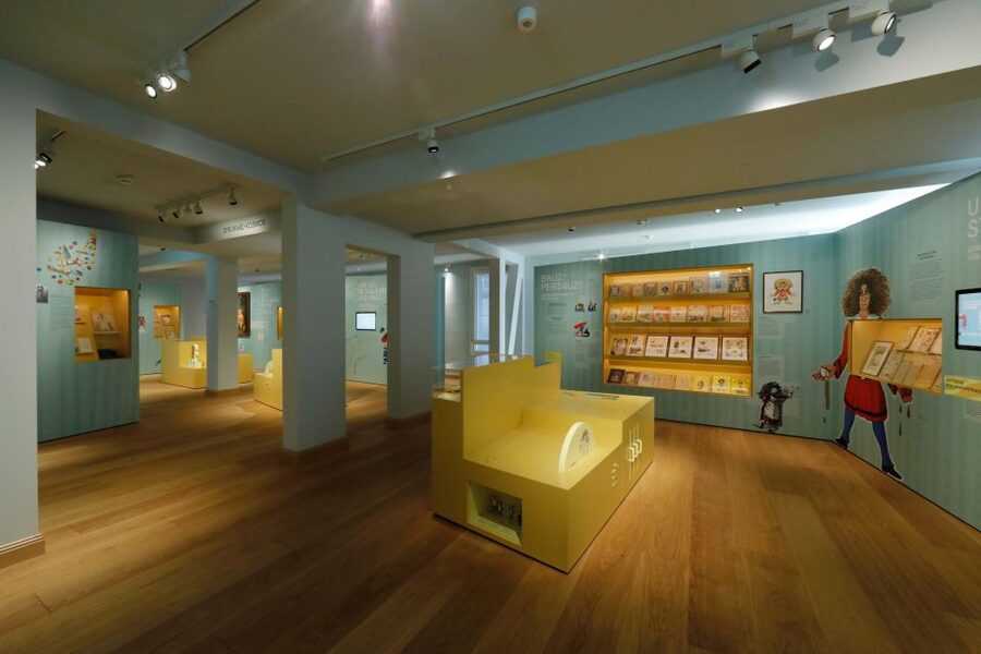 Frankfurt: Struwwelpeter Museum Entry Ticket w/Audio Guide - Accessibility and simple planning advice
