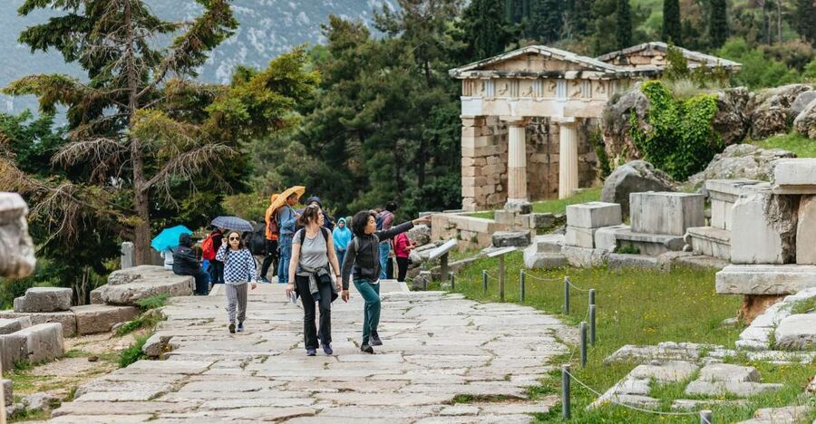 From Athens: Small-Group Delphi, Museum & Arachova Day Trip - The real value at $34