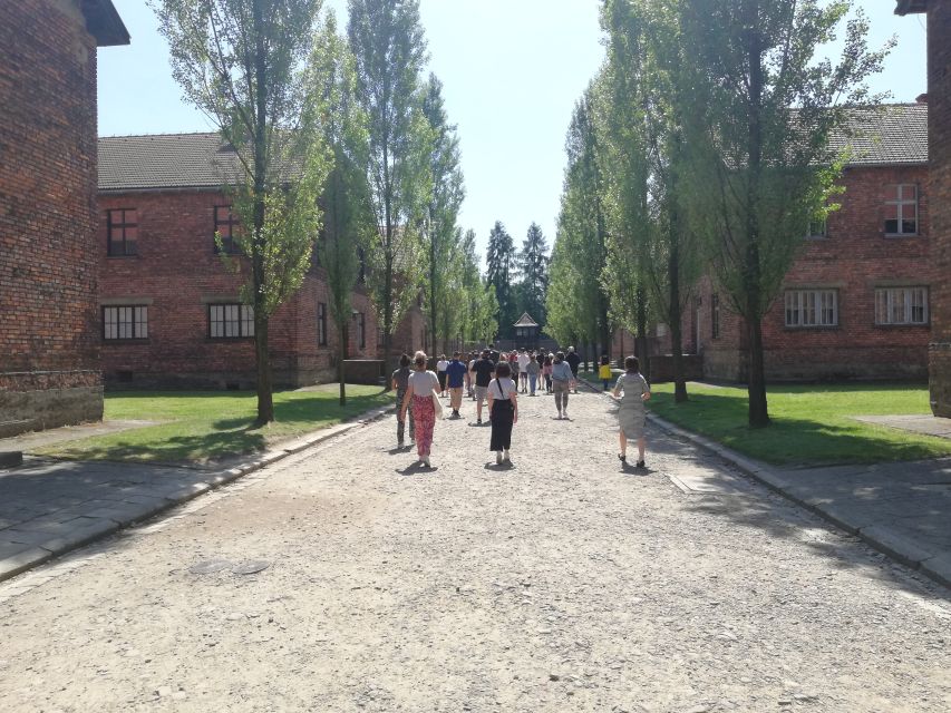 From Krakow: Auschwitz-Birkenau and Self-Guided Day Tour - The Judenrampe, a useful first stop