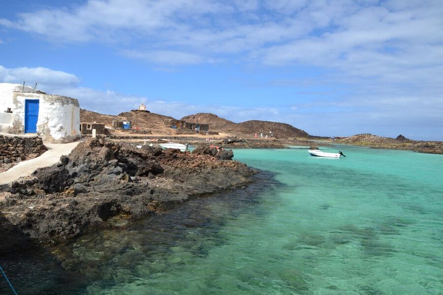 From Lanzarote: Corralejo & Lobos Island Self-Guided Visit - Who Should Book This Experience?