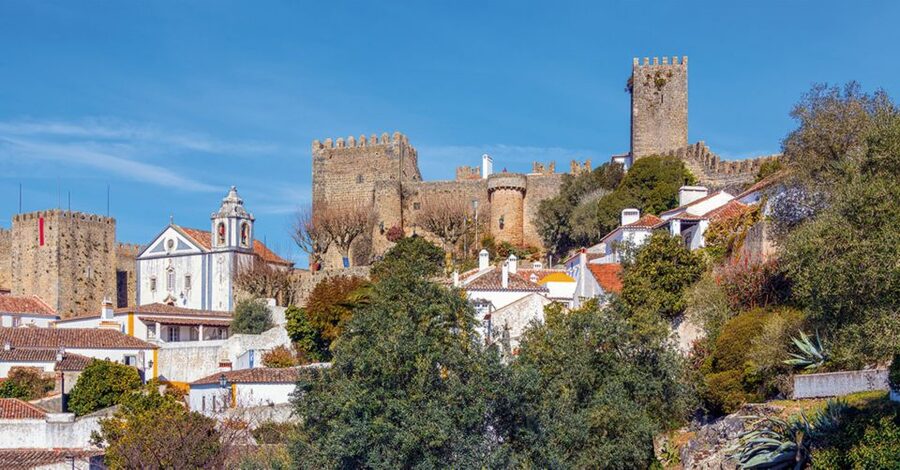 From Lisbon: Alcobaça & Óbidos Self-Guided Tour - Alcobaça and the great Cistercian monastery