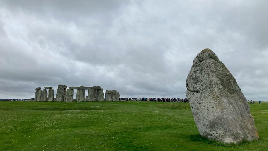 From London: Stonehenge Day Trip with Audioguide - Returning to London after the visit