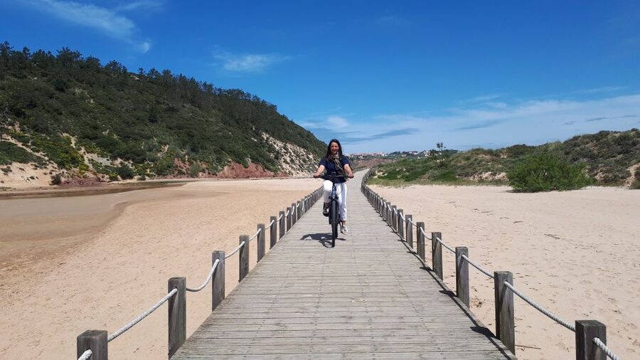 From Nazaré: Self-Guided Half-Day or Full-Day E-bike Rental - Why Nazaré works so well by e-bike