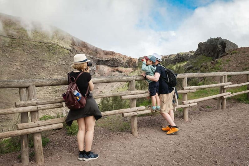 From Pompeii: Mount Vesuvius with bus, ticket and audioguide - Finding the red inStazione meeting point