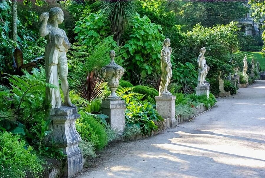 From/To Lisbon: Sintra Hop-on Hop-off Tickets + Audio Guide - Pena Palace and the royal side of Sintra