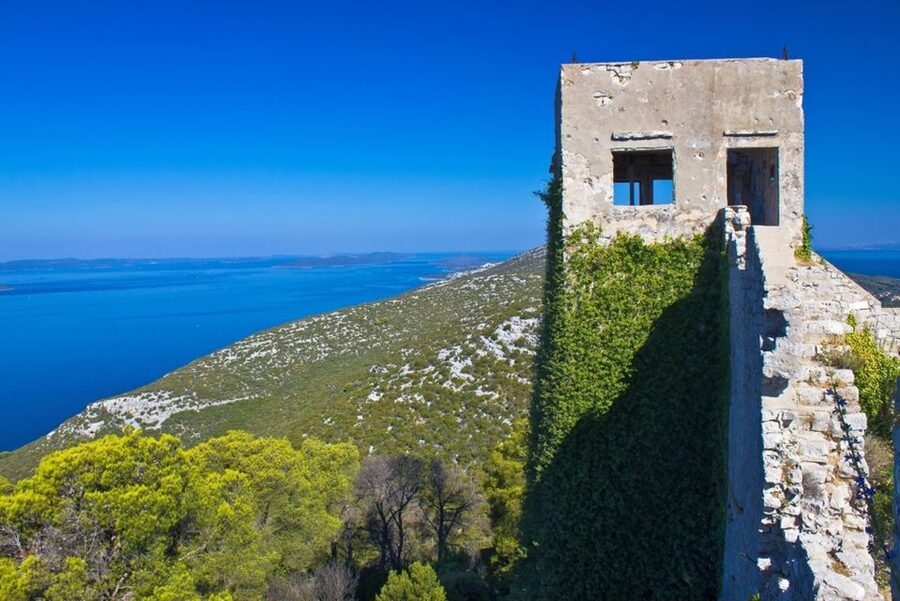 From Zadar: Full-Day Ugljan Self-Guided Bike Tour - St. Michael’s Fortress and the day’s hardest climb