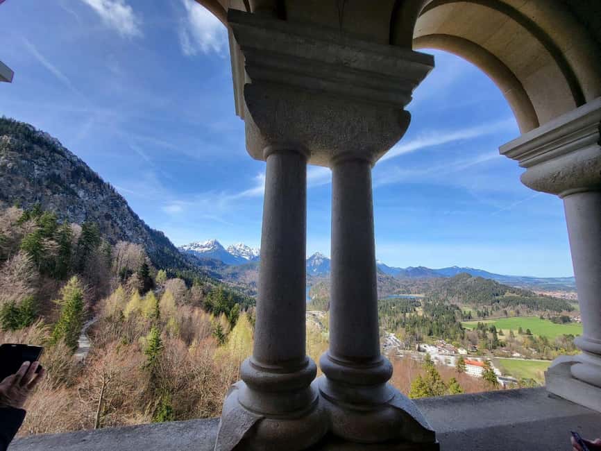 Füssen: Neuschwanstein Castle Express Ticket and Audio Guide - Why this ticket exists in the first place