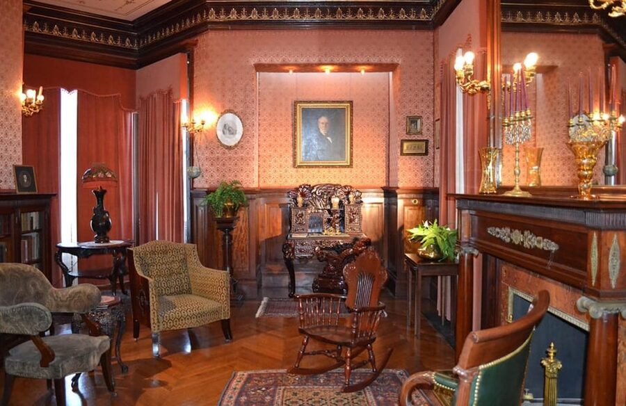 Galveston: Moody Mansion Entry Ticket and Self-Guided Tour - Who will get the most from the $17 ticket