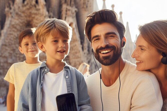 Gaudi and La Sagrada Familia Exterior Self-Guided Audio Tour - What this $5 experience actually gives you