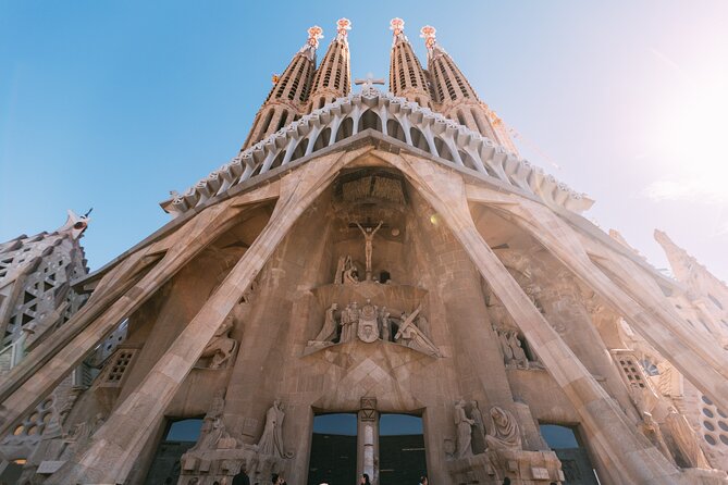 Gaudi and La Sagrada Familia Exterior Self-Guided Audio Tour - How the app and offline audio work