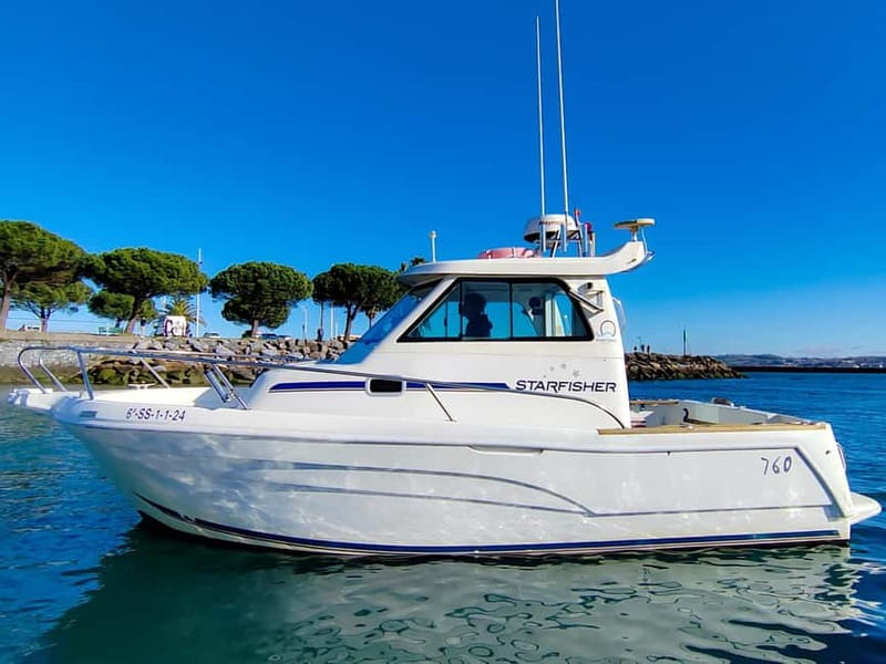 Get to know Hondarribia by sea. Audio-guided boat tour - San Telmo Castle and Mount Jaizkibel
