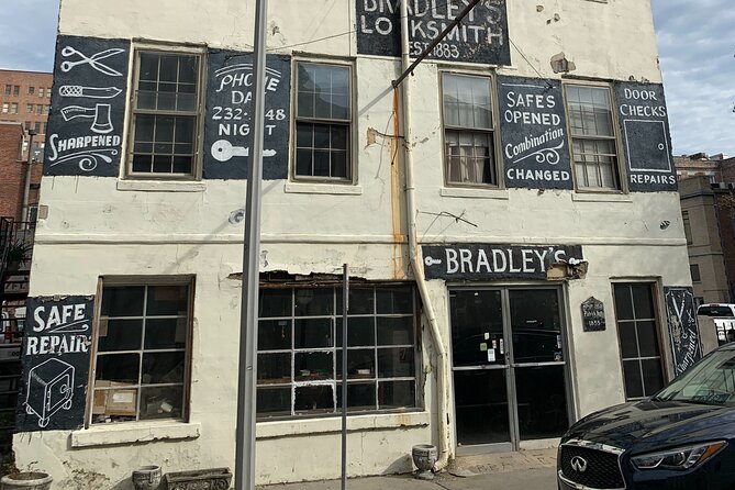 Ghosts of Savannah Self-Guided Haunted Audio Tour App/EMF Reader - Johnson Square and the story of Little Gracie