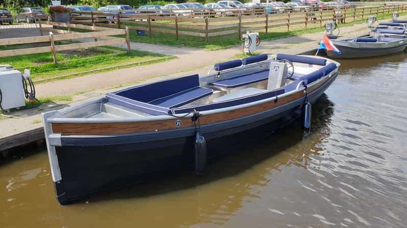 Giethoorn: Self-Drive Boat Rental for up to 12 People - Key points to know before you book