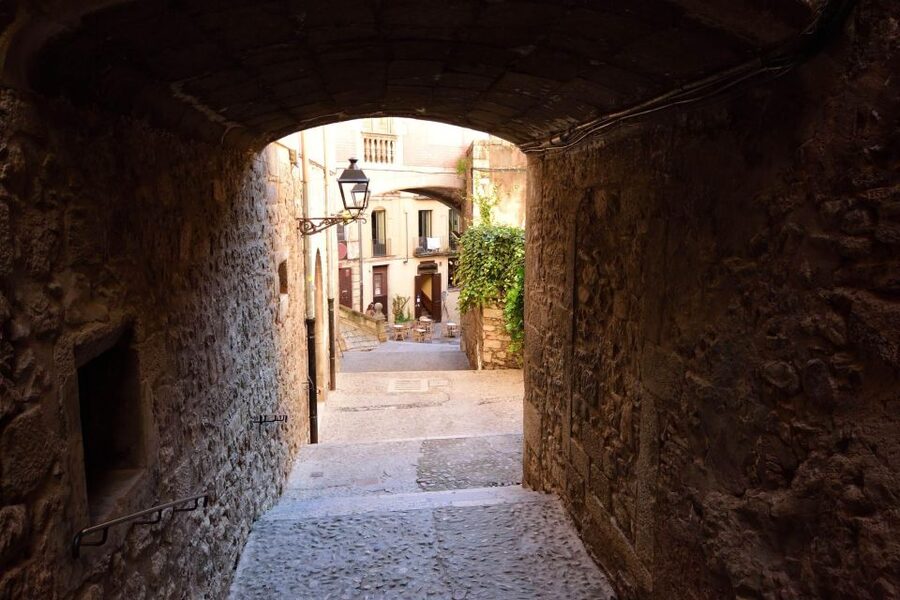 Girona: Self-guided Audio City Tour on Your Phone - Key points to know before you go
