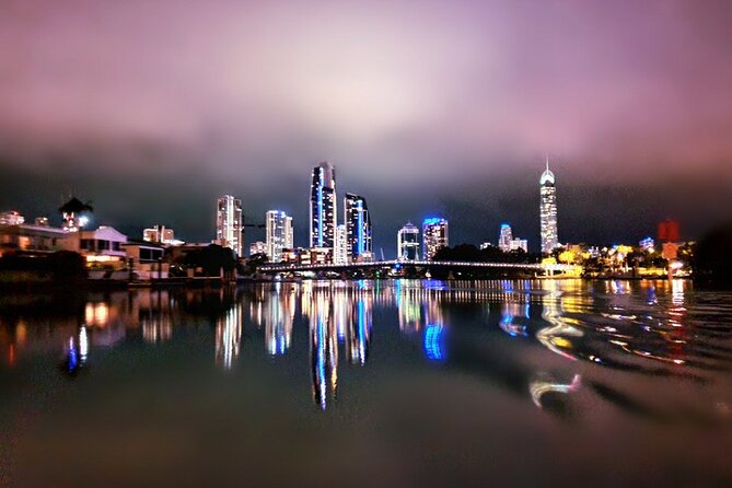 Gold Coast Boat Hire Self-Drive with No License Required - Taking the helm from Marriott Surfers Paradise