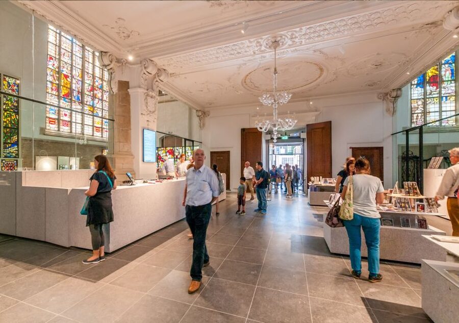 Gouda: Entry Ticket to Church of St. John with Audioguide - What the audio guide adds