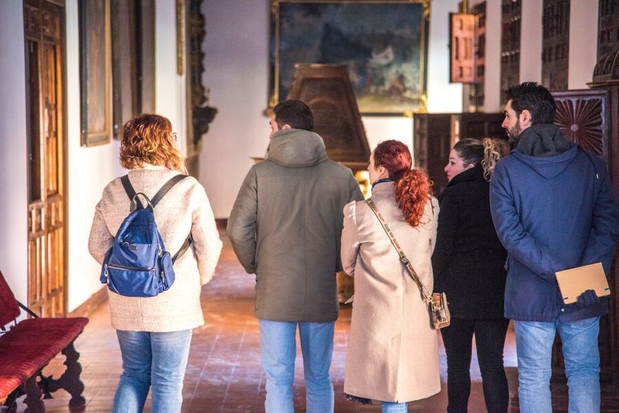 Granada: Sacromonte Abbey Entry Ticket with Audio Guide - Understanding the abbey’s connection to Granada’s Romani community