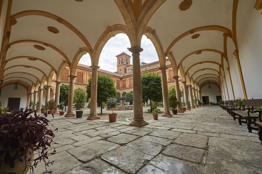 Granada: Sacromonte Abbey Entry Ticket with Audio Guide - Taking in Granada from Mount Valparaiso