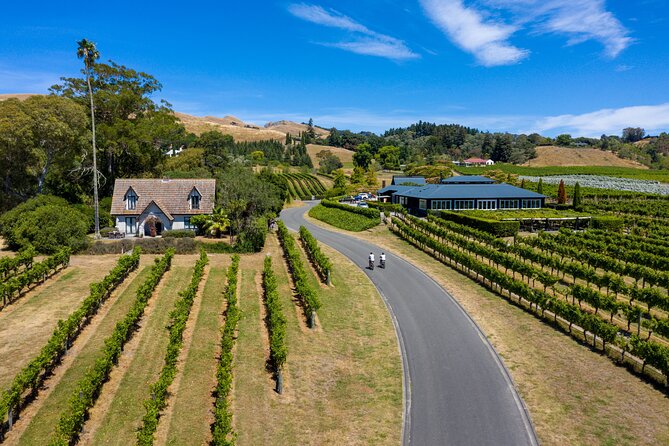 Great Escape Self-Guided Scenic Cycle Winery Tour from Napier - Black Barn, lunch, and the 4pm return shuttle