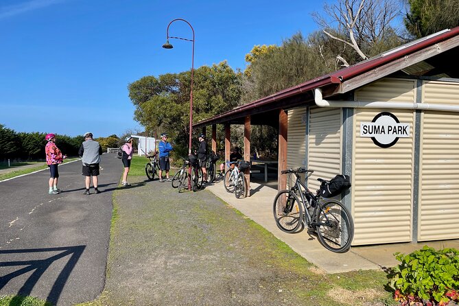 Greater Geelong & The Bellarine Self-Guided Bike Tour Wine Region - Lunch in Queenscliff, with time to wander