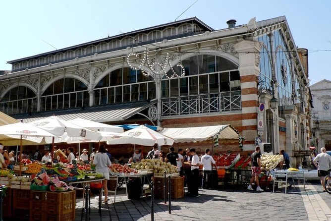Grenoble Scavenger Hunt and Sights Self-Guided Tour - The Saint-Laurent footbridge and the route between stops