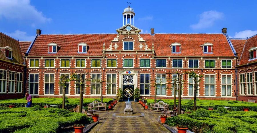 Haarlem: Frans Hals Museum Entrance Ticket with Audio Guide - What to expect from the Maarten van Heemskerck display