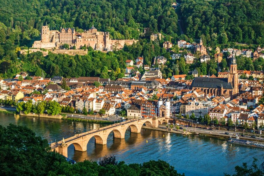 Heidelberg: Scavenger Hunt Self-Guided Tour - What the $47 group price gets you