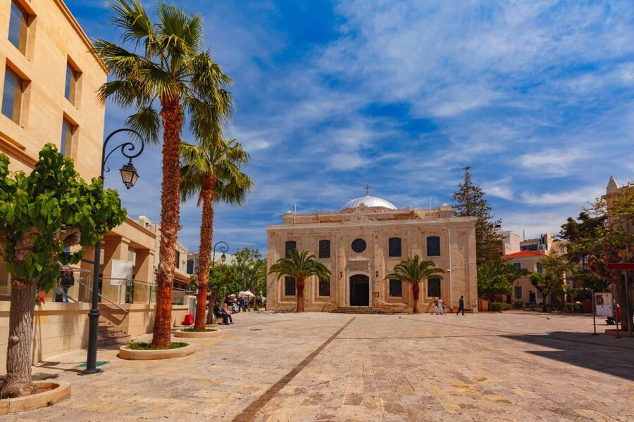 Heraklion: Mobile Self-Guided Audio Sightseeing Tour - The long siege and Ottoman conquest