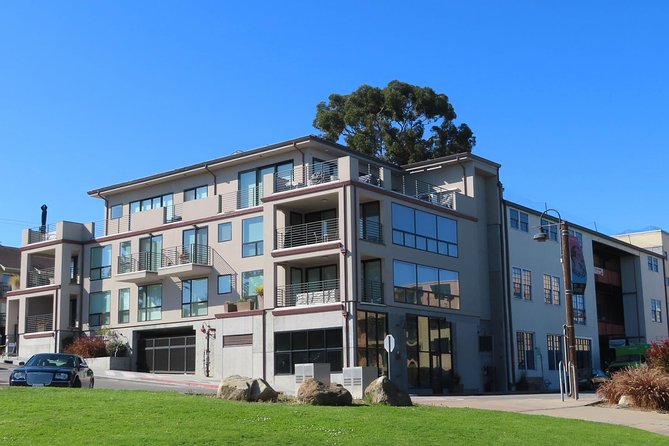 Historic Cannery Row: A Self-Guided Audio Tour of John Steinbeck's Monterey - Ed Ricketts and Pacific Biological Laboratories