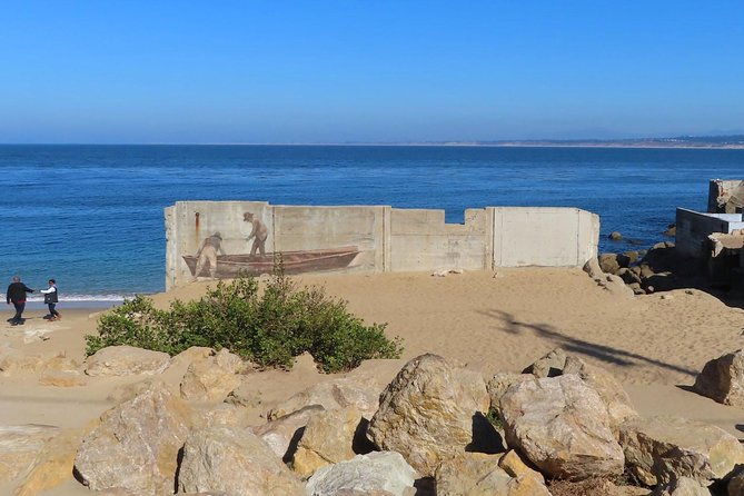 Historic Cannery Row: A Self-Guided Audio Tour of John Steinbeck's Monterey - Passing the Monterey Bay Aquarium