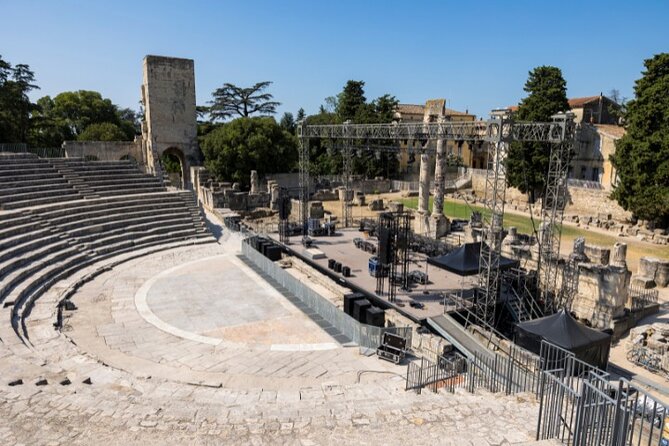 Historical Walking Tour of Ancient Arles with an APP - Mourgues Tower and the defensive side of Arles