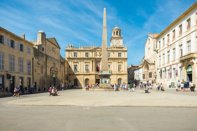 Historical Walking Tour of Ancient Arles with an APP - Ending at the Cloître Saint-Trophime