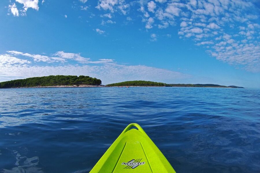 Hvar: Pakleni Islands Self-Guided Kayaking Tour - Starting at Bonj Beach near Hotel Amfora