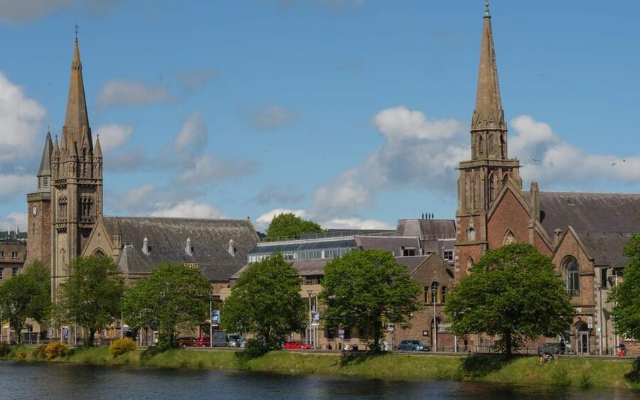 Inverness: City Walking Tour & Exploration Game - How long the 2.1-mile quest takes