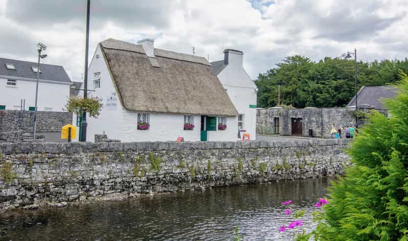 Ireland: County Mayo The Quiet Man Museum Self-Guided Visit - Entering the cottage in Cong