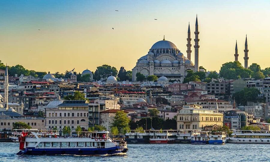 Istanbul: Blue Mosque Guided Tour & Süleymaniye Audio Guide - What this Istanbul mosque tour actually gives you