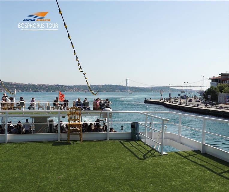 Istanbul: Bosphorus Cruise from Europe or Asia & Audio Guide - Timing, sunset, and the 90-minute rhythm