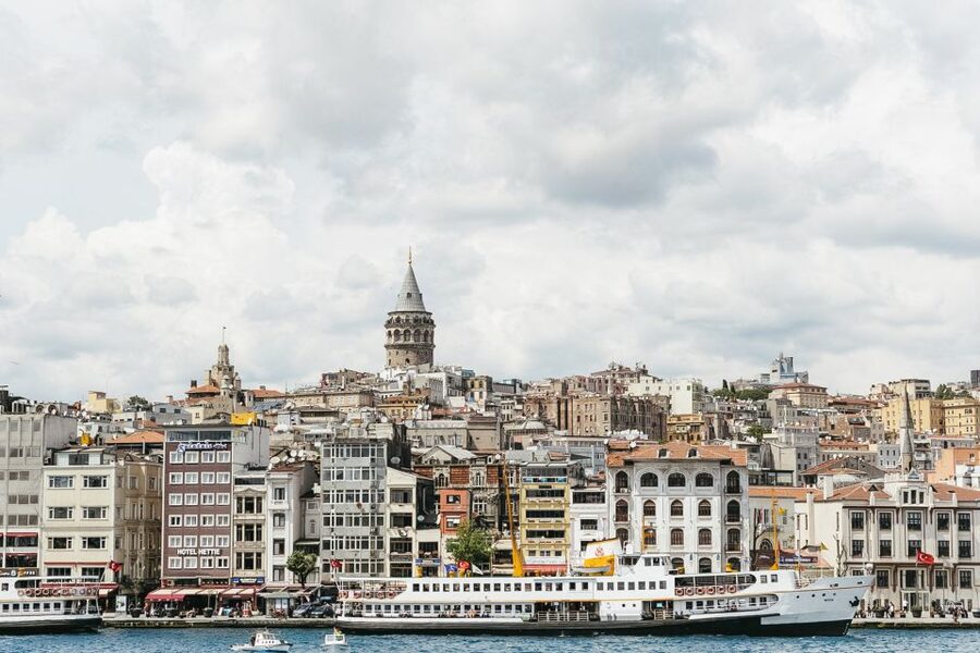 Istanbul: Bosphorus Cruise w/Audio Guide and Sunset Option - Maiden’s Tower and the return toward the old city