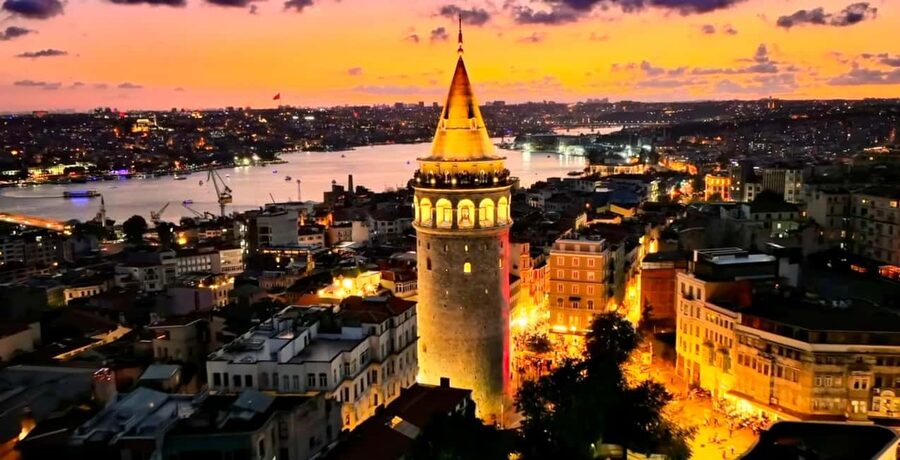 Istanbul: Galata Tower Entry Ticket with Audio Guide - Finding the host at Bereketzade Fountain