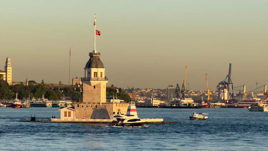 İstanbul: Small-Group Sunset Cruise & Audio Guide w/Snack - Why the Bosphorus is Istanbul’s best sightseeing route