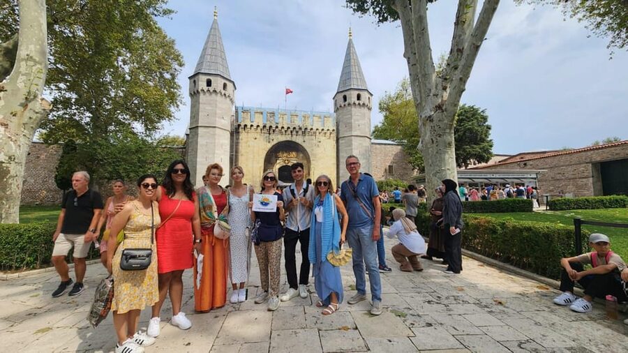 Istanbul : Topkapi Palace and Harem Entrance w/Audio Guide - Why Topkapi Palace works well with an audio guide